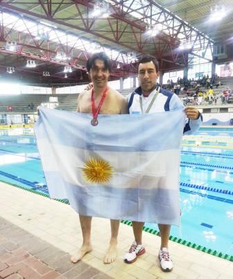 2 Medallas para Roberto Onreita