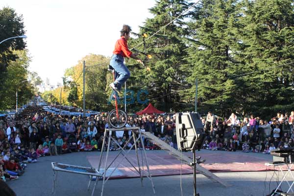 Ferias y espectculos para sbado y domingo