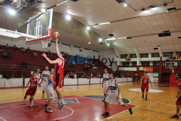 Gimnasia extendi el mal momento del rojinegro